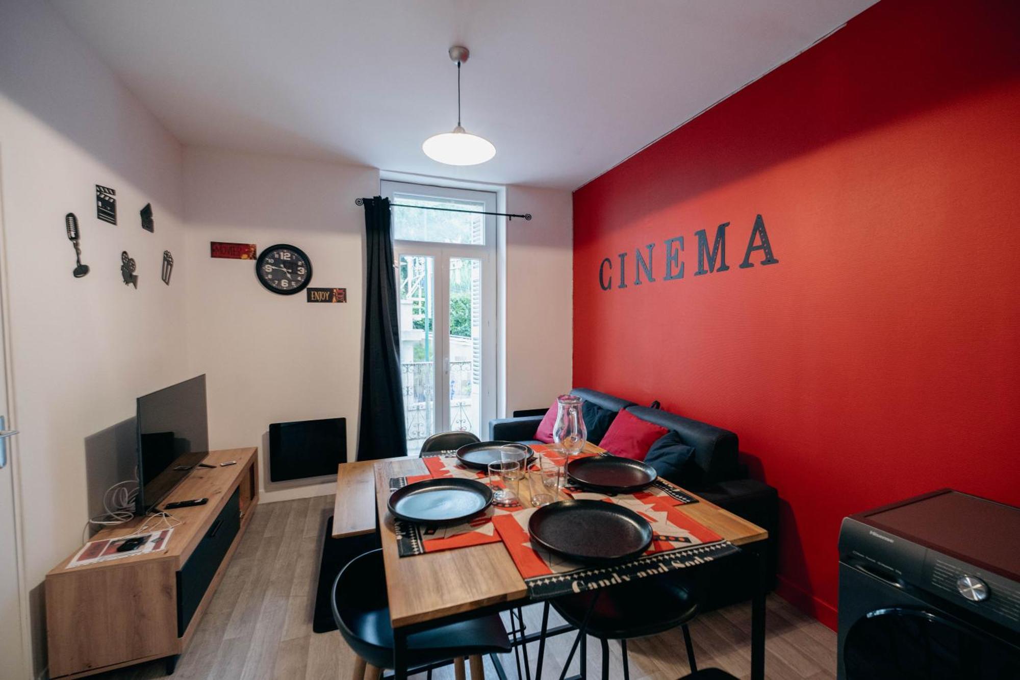 Apartmán Le Sejour Cine-Proche Du Centre-Wifi-Parking Lurdy Pokoj fotografie